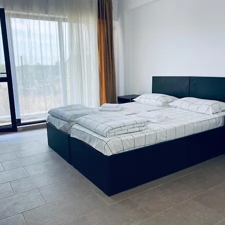 Apartment Eneida *